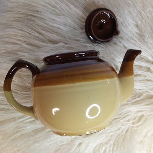 Northland Mountain Dining Vintage 6s Northland Mountain Teapot